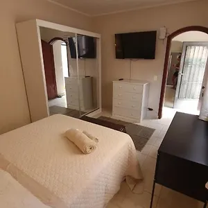 Ampla Suíte Grande Com Hidro Em Sobrado Grande No Meio Do Brooklin São Paulo